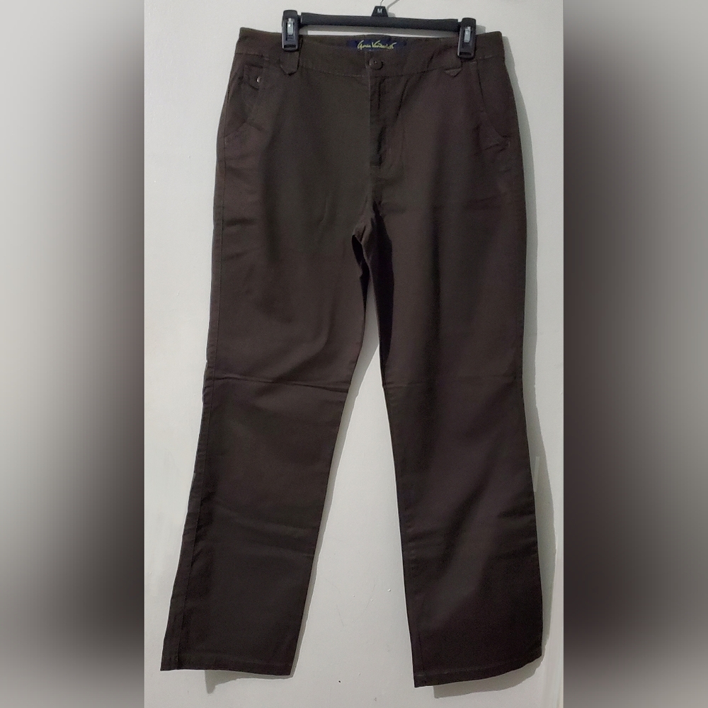 Gloria Vanderbilt, women's Stretch Pants. NWT
